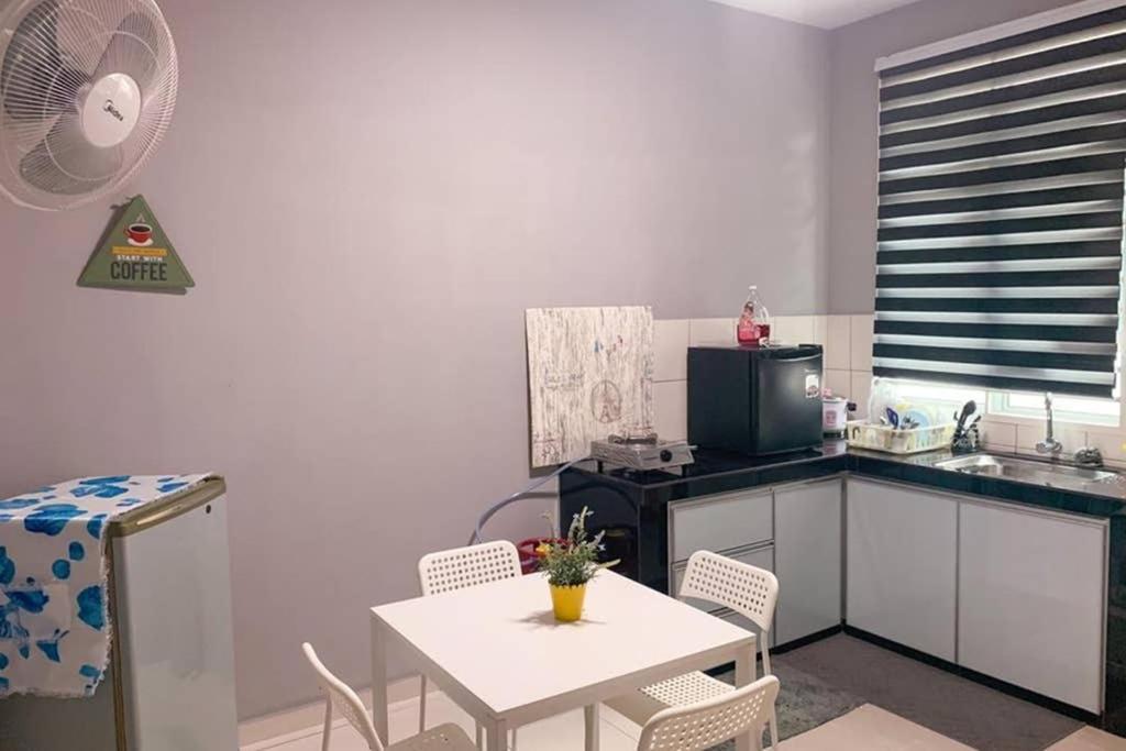 Si_Homestay4U Malacca ภายนอก รูปภาพ